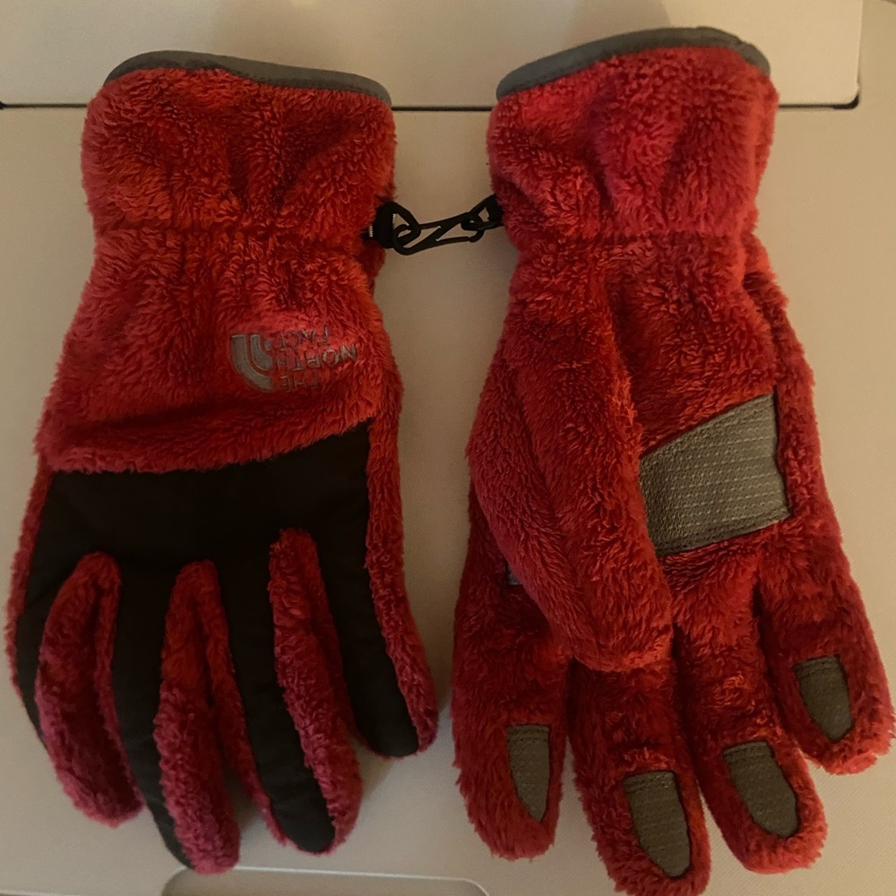 NORTH FACE Pink, Gray, and Brown women’s Fleece Gloves